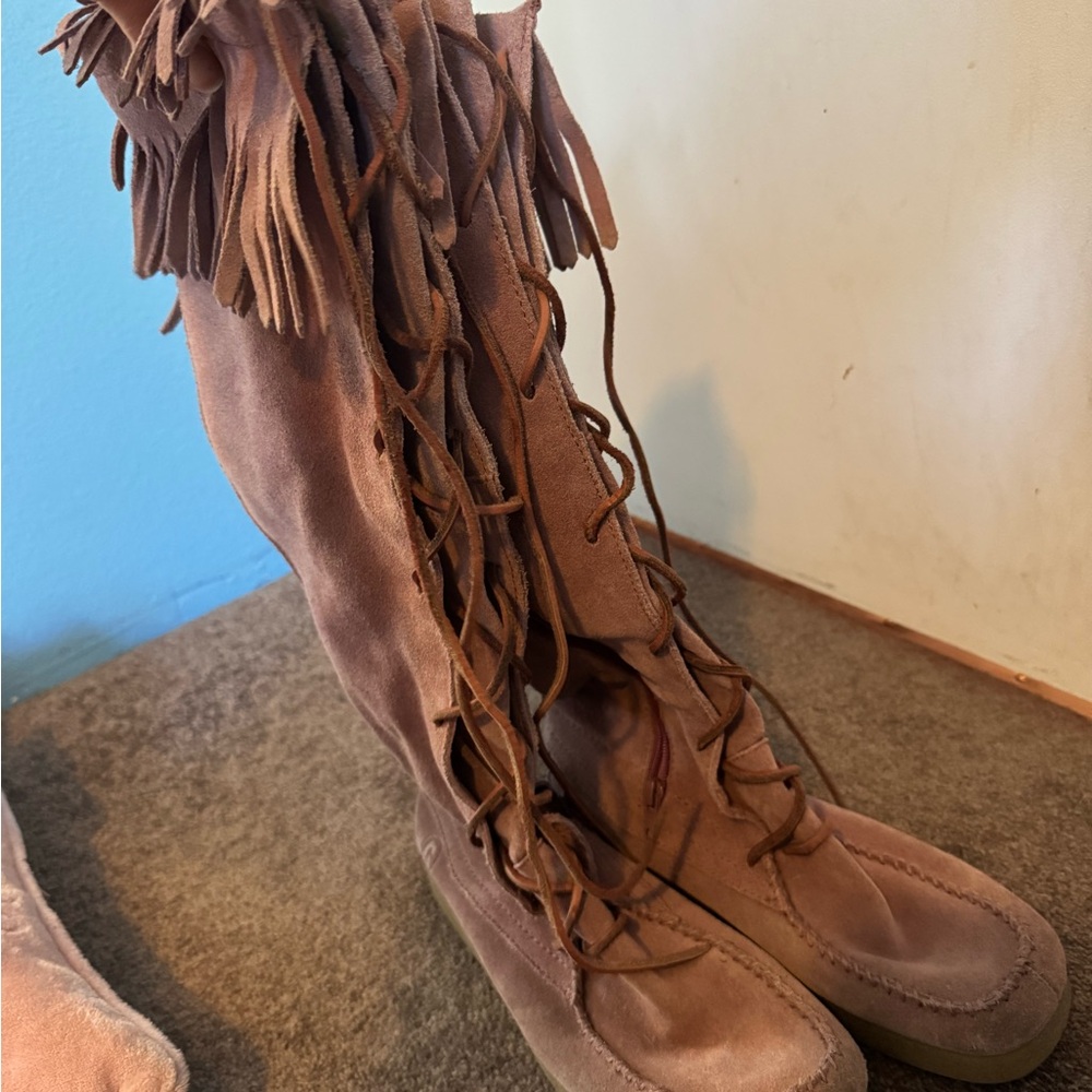 Dingo purple Fringe Lace-Up Suede Boots